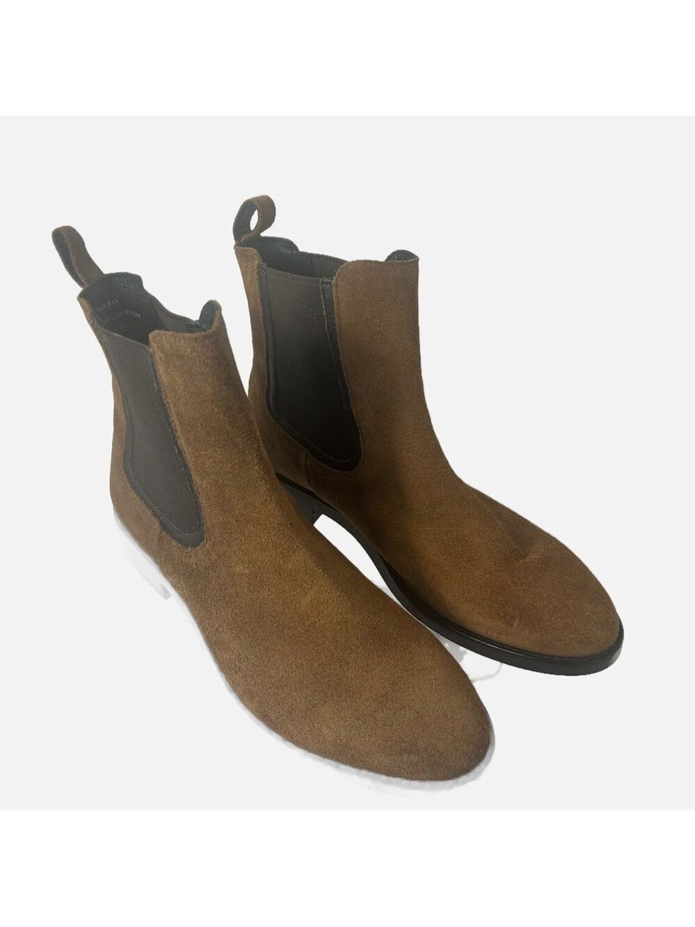 NEW THURSDAY BOOT CO Everyday Women’s Suede Chelsea Ankle Boot 8 US